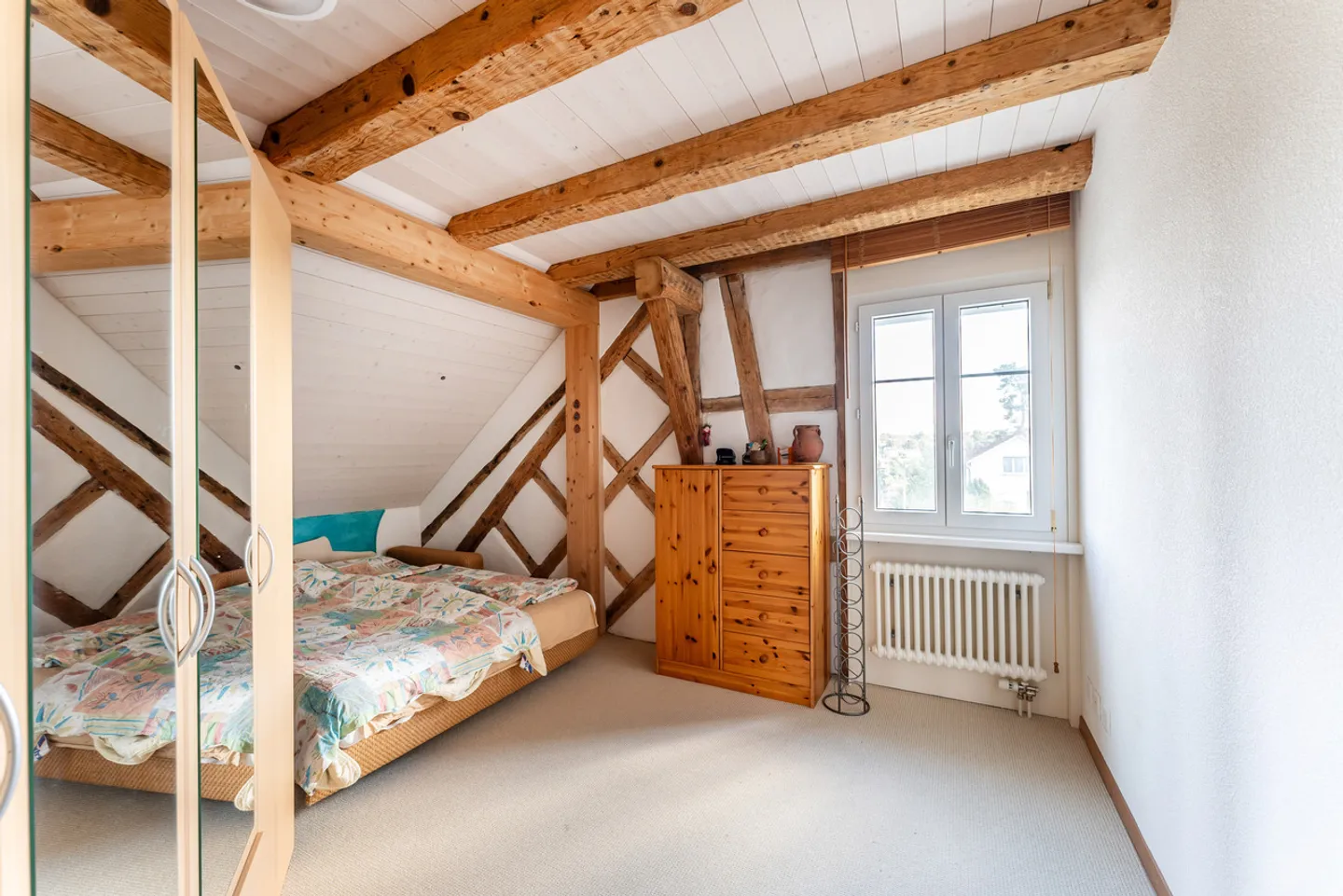 Wohnen unterm Dach – stilvoll, hell, einzigartig - Foto 7 von 12