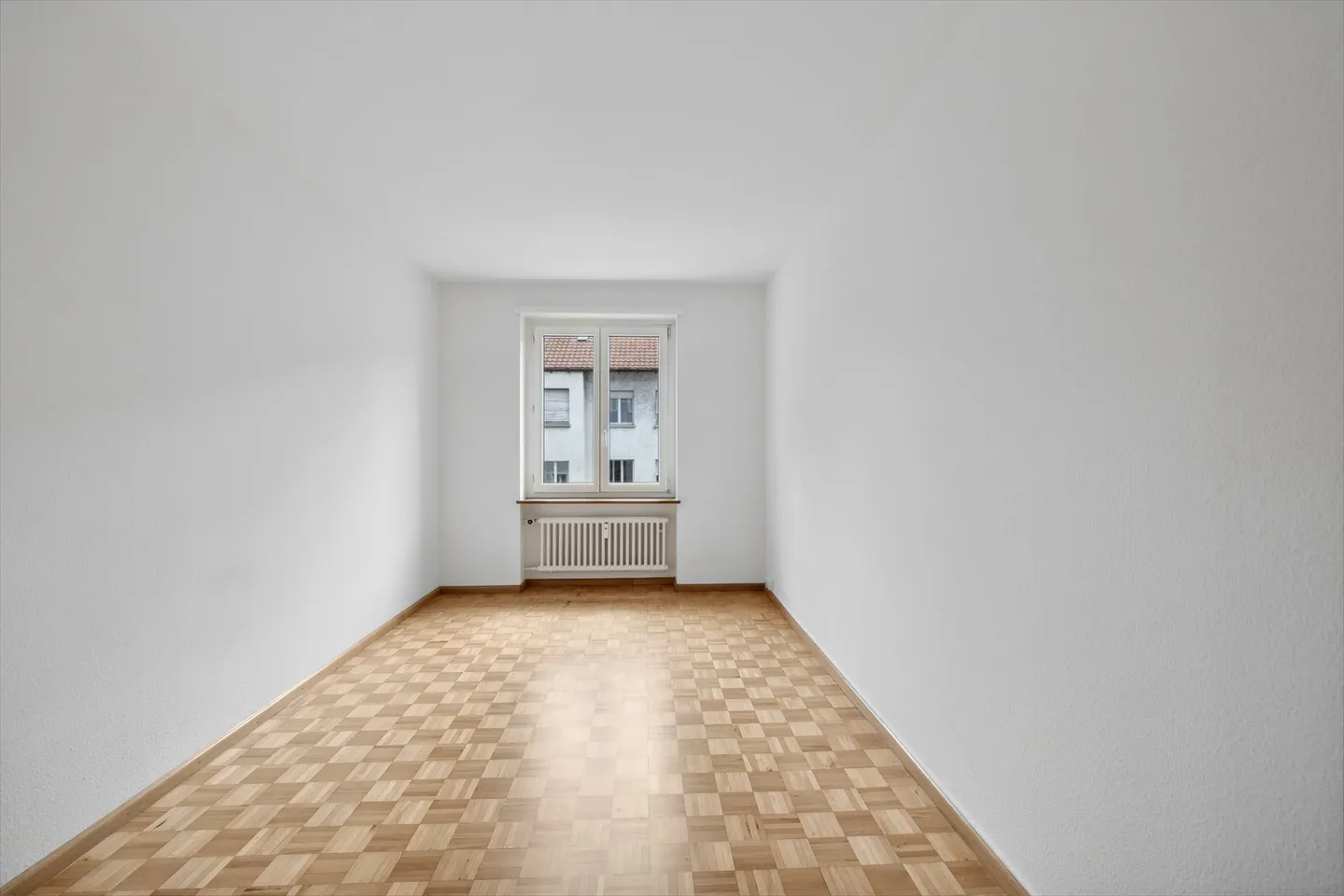 Charmante appartement 4 pièces dans un emplacement idéal - Photo 5 sur 11
