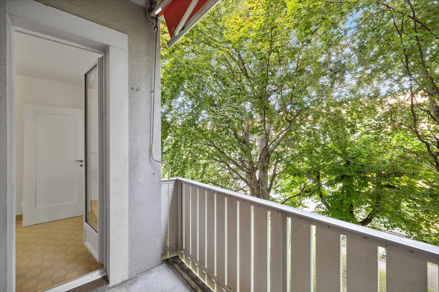 Charmante appartement 4 pièces dans un emplacement idéal - Photo 8 sur 11