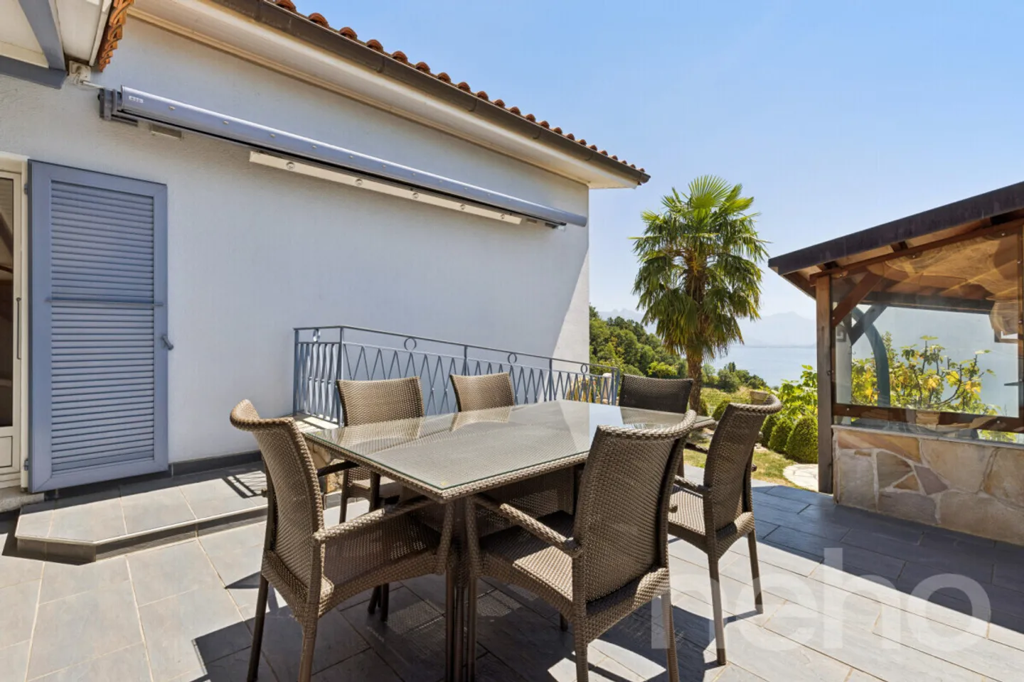 Between Lake and Vines: A Rare Property in Grandvaux - Photo 9 of 12