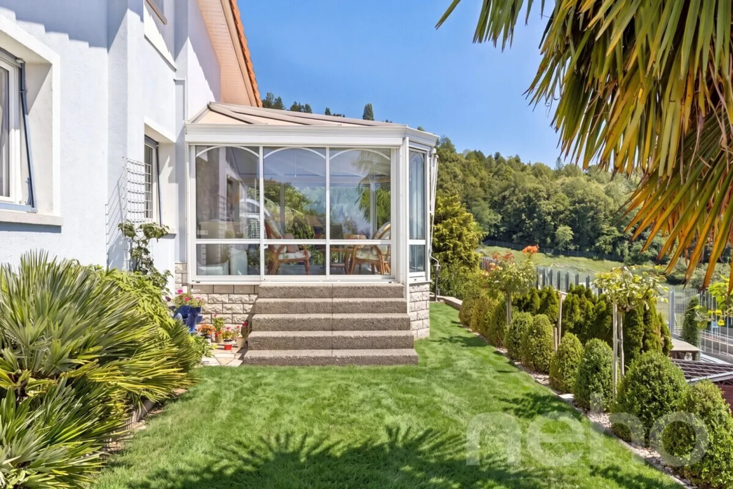 Between Lake and Vines: A Rare Property in Grandvaux - Photo 10 of 12