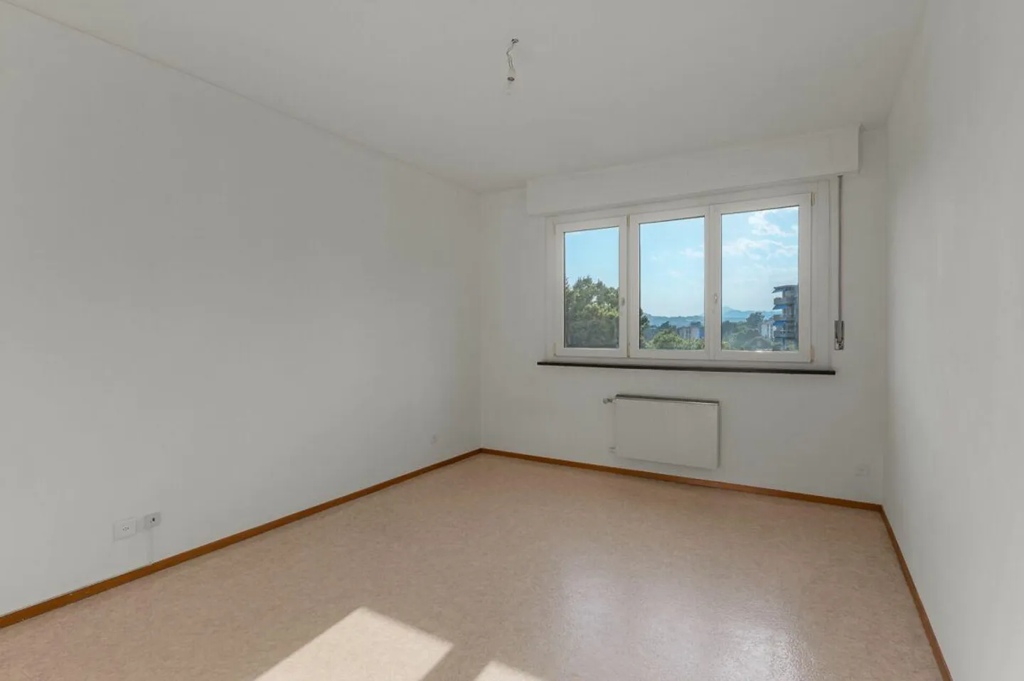 Appartamento luminoso 2.5 locali - Foto 9 di 10