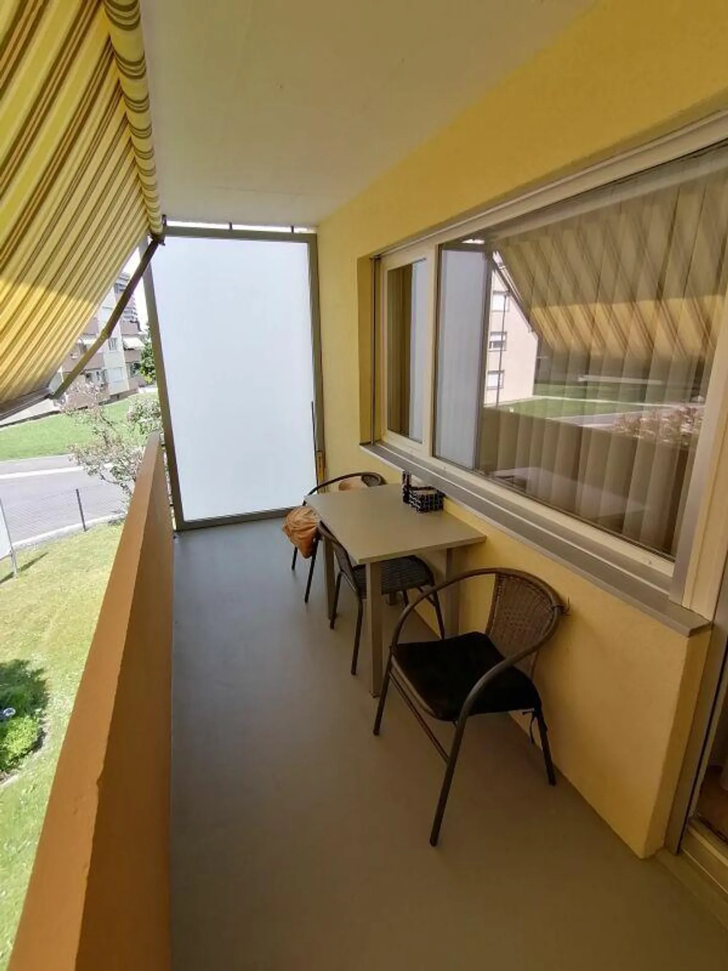 Cozy 2 Room Apartment - Photo 5 of 12