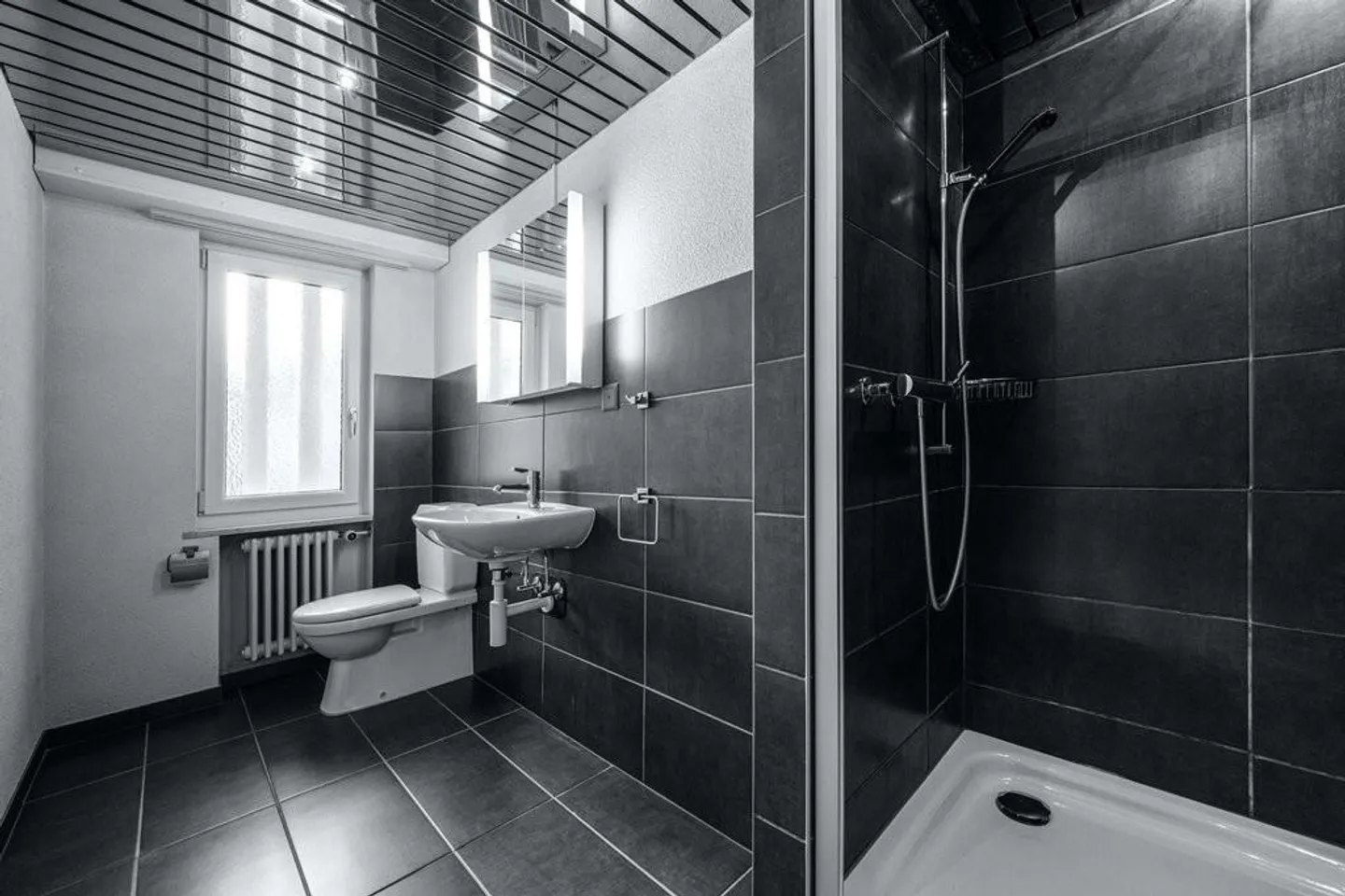 Geräumiges Familienhaus - Foto 3 von 11