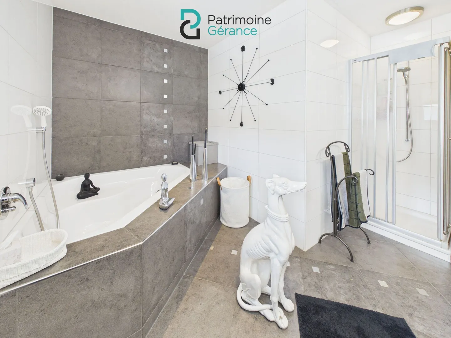 Maison familiale spacieuse à Gampelen - Photo 5 sur 16