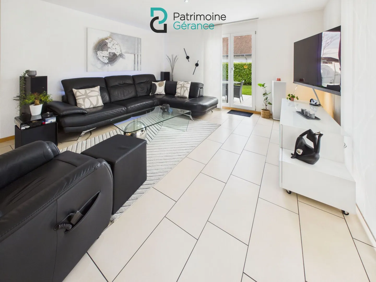 Maison familiale spacieuse à Gampelen - Photo 4 sur 16