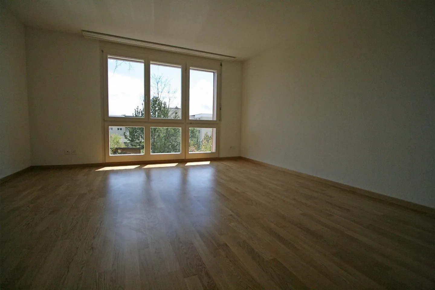 Appartamento di 3.5 locali al piano terra vicino alla stazione! - Foto 5 di 10