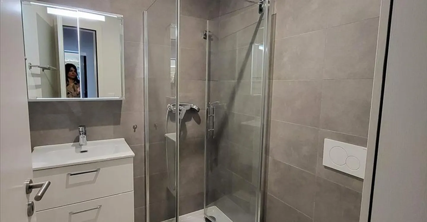 Spazio ufficio in affitto - Foto 1 di 6