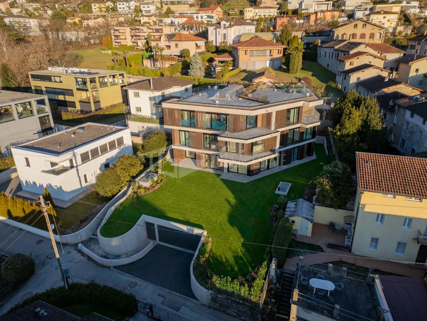 Appartamento Elegante con Giardino - Foto 4 di 11