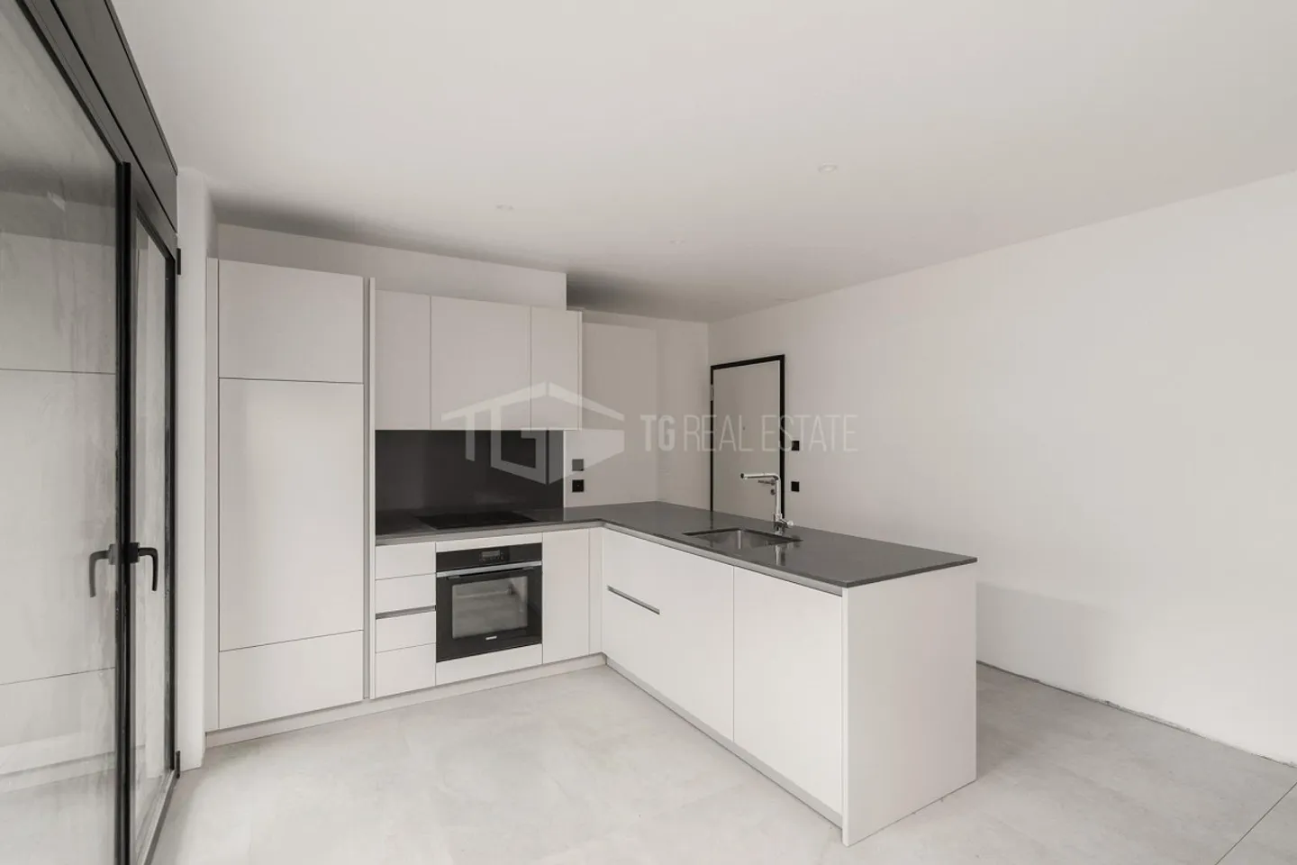 Appartamento Elegante con Giardino - Foto 6 di 11