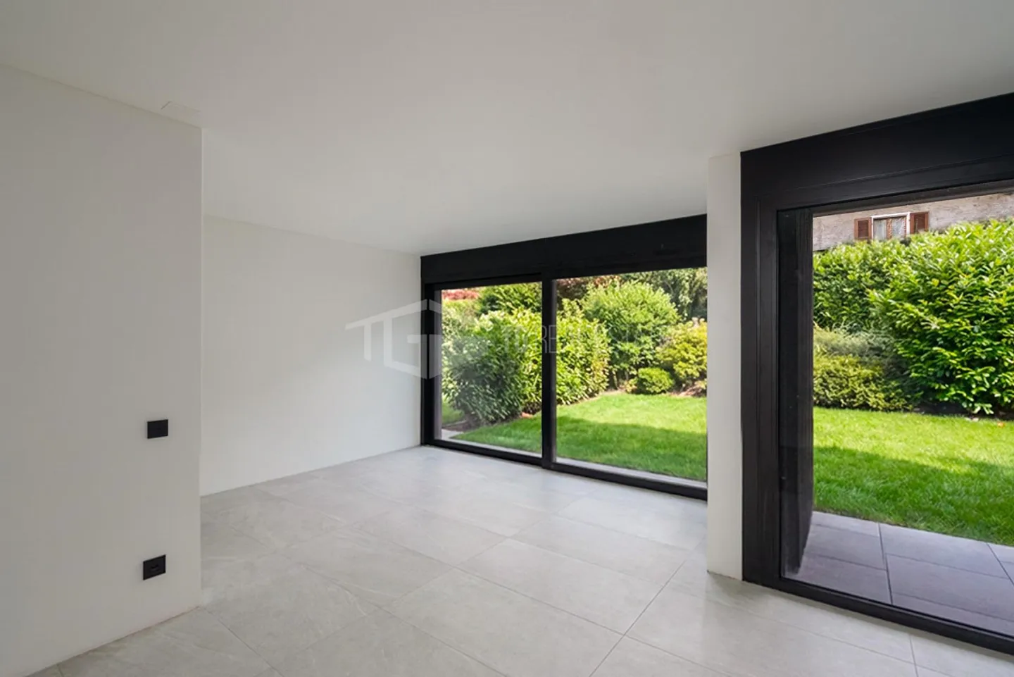 Appartamento Elegante con Giardino - Foto 7 di 11