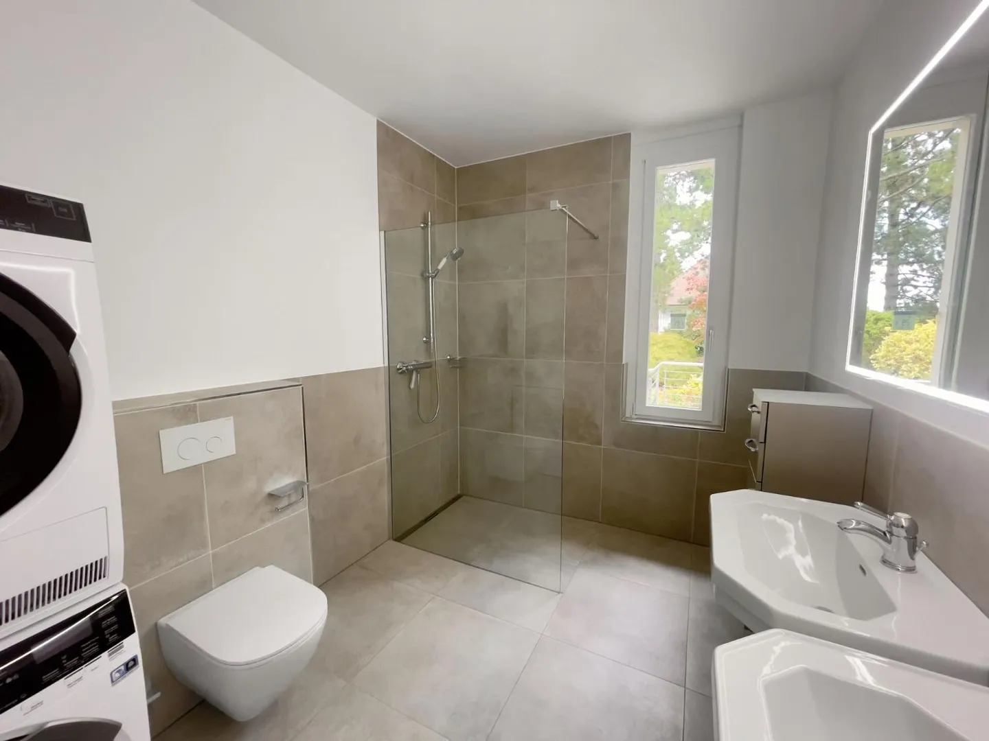 Appartamento giardino esclusivo con camino e 2 terrazze - Bruderholz - Foto 8 di 12