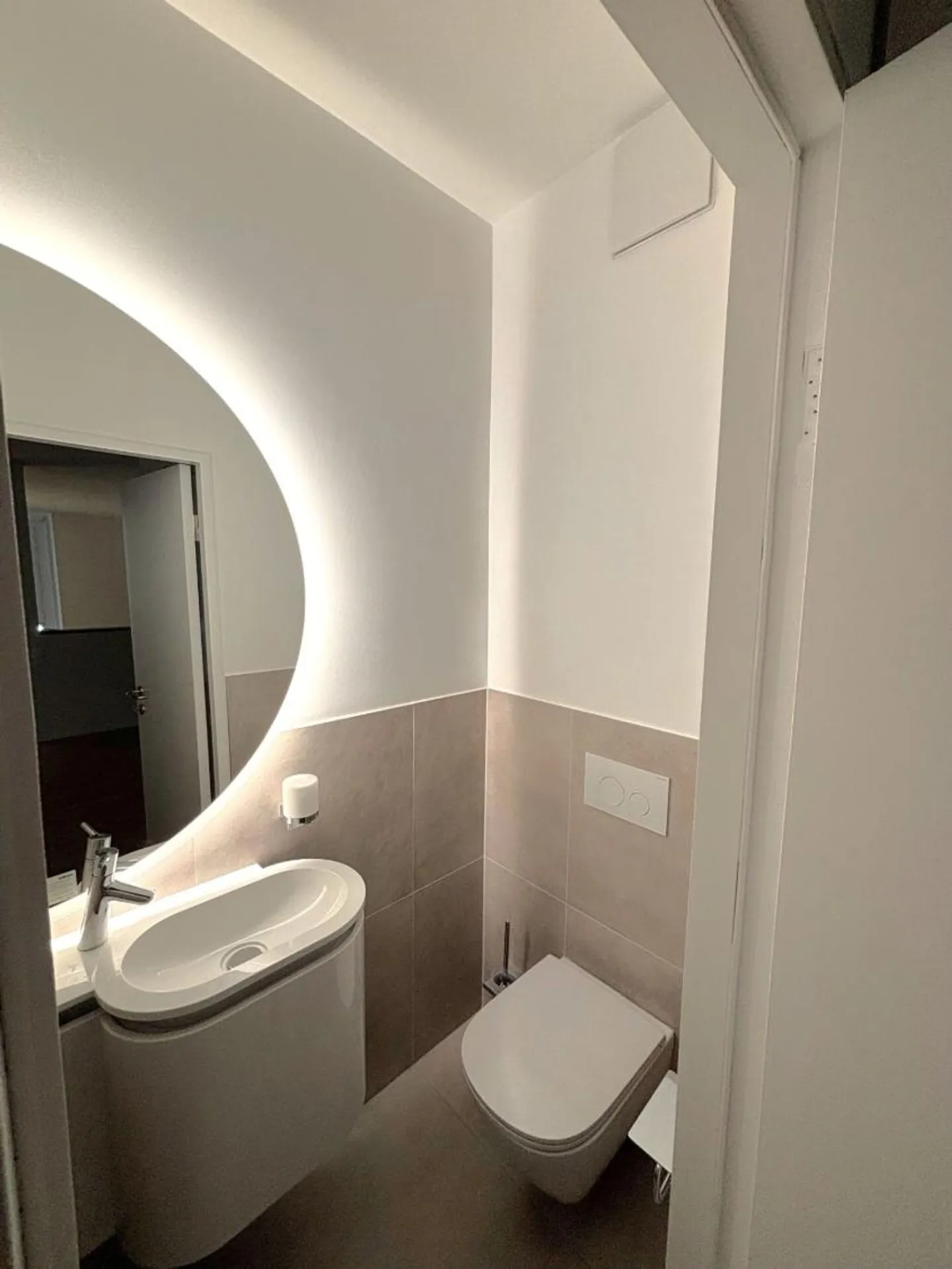 Appartamento giardino esclusivo con camino e 2 terrazze - Bruderholz - Foto 10 di 12