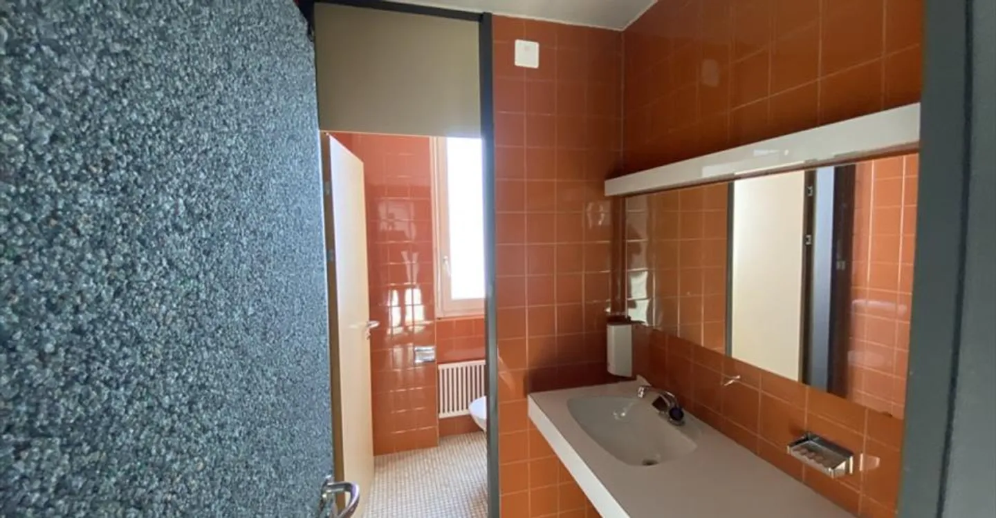 Mischgenutztes Gebäude mieten - Foto 4 von 8