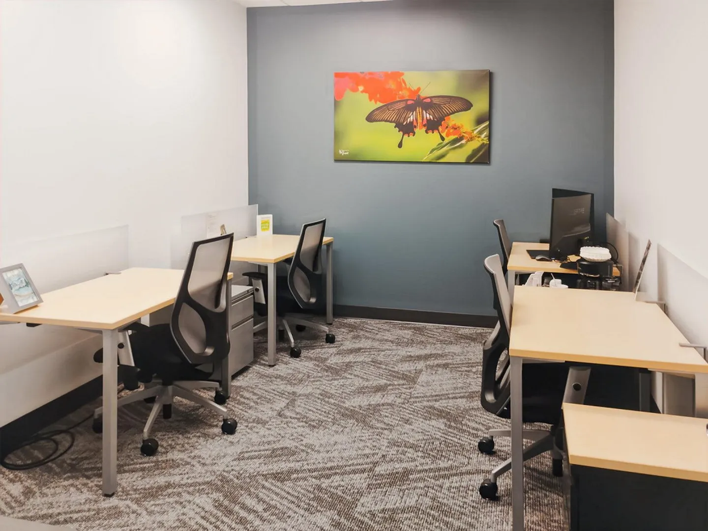 Privatbüro für 20 bei Regus Versoix Station Lakeside - Foto 3 von 9
