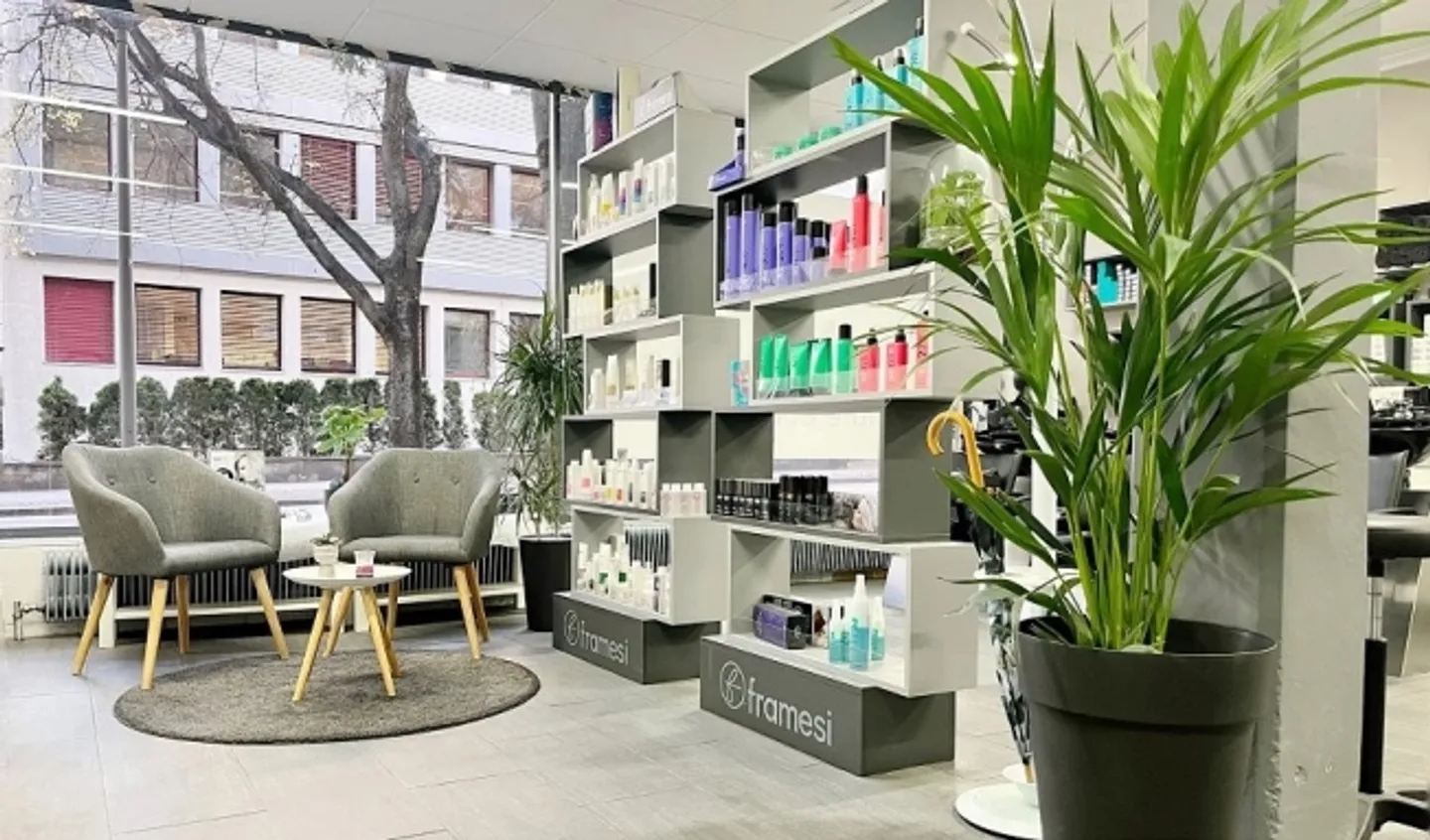 Salon de coiffure à louer à Sion - Photo 5 sur 8