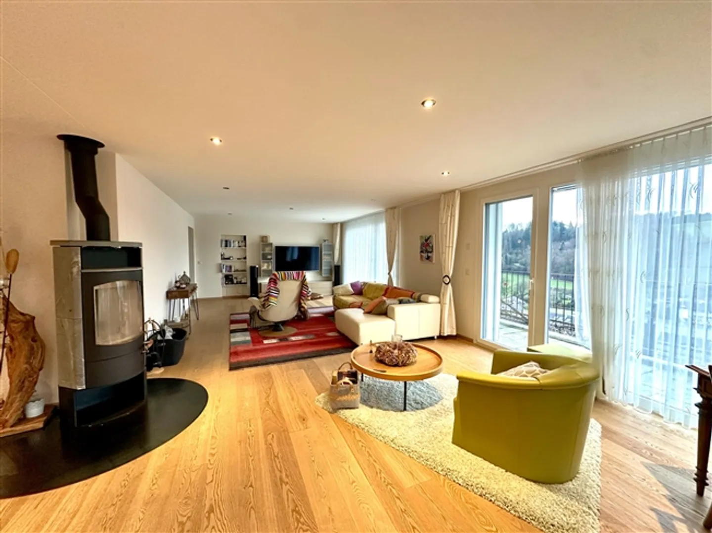 LUSSO, NATURA & PRIVACY IN UNA POSIZIONE ELEVATA - Foto 3 di 7