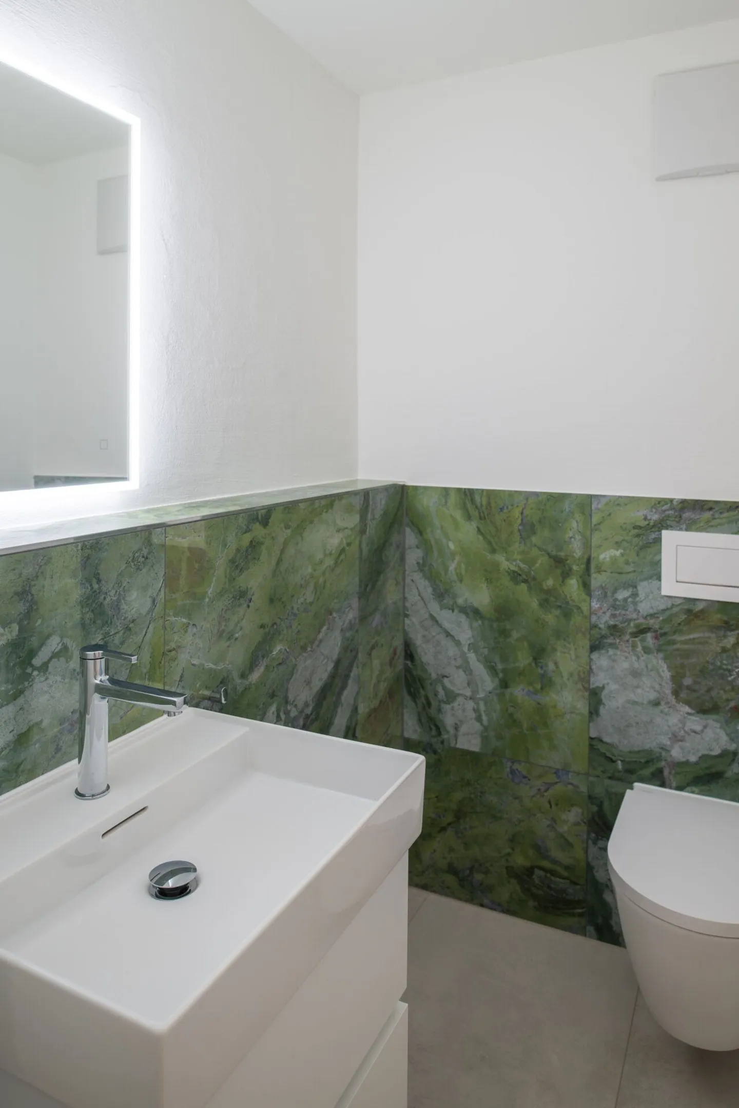 Appartement 4.5 pièces entièrement rénové dans la vieille ville de Soleure - Photo 6 sur 20