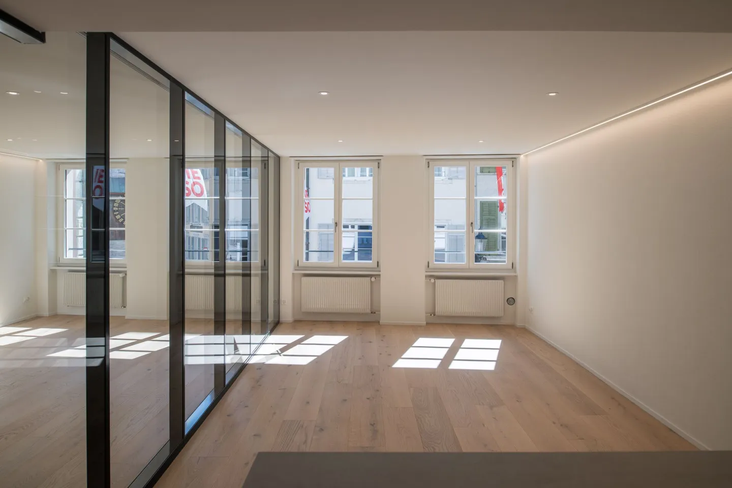 Appartement 4.5 pièces entièrement rénové dans la vieille ville de Soleure - Photo 7 sur 20