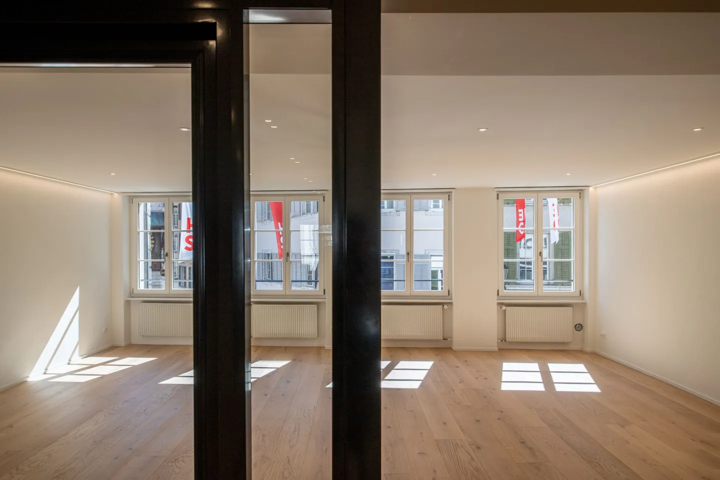 Appartement 4.5 pièces entièrement rénové dans la vieille ville de Soleure - Photo 8 sur 20
