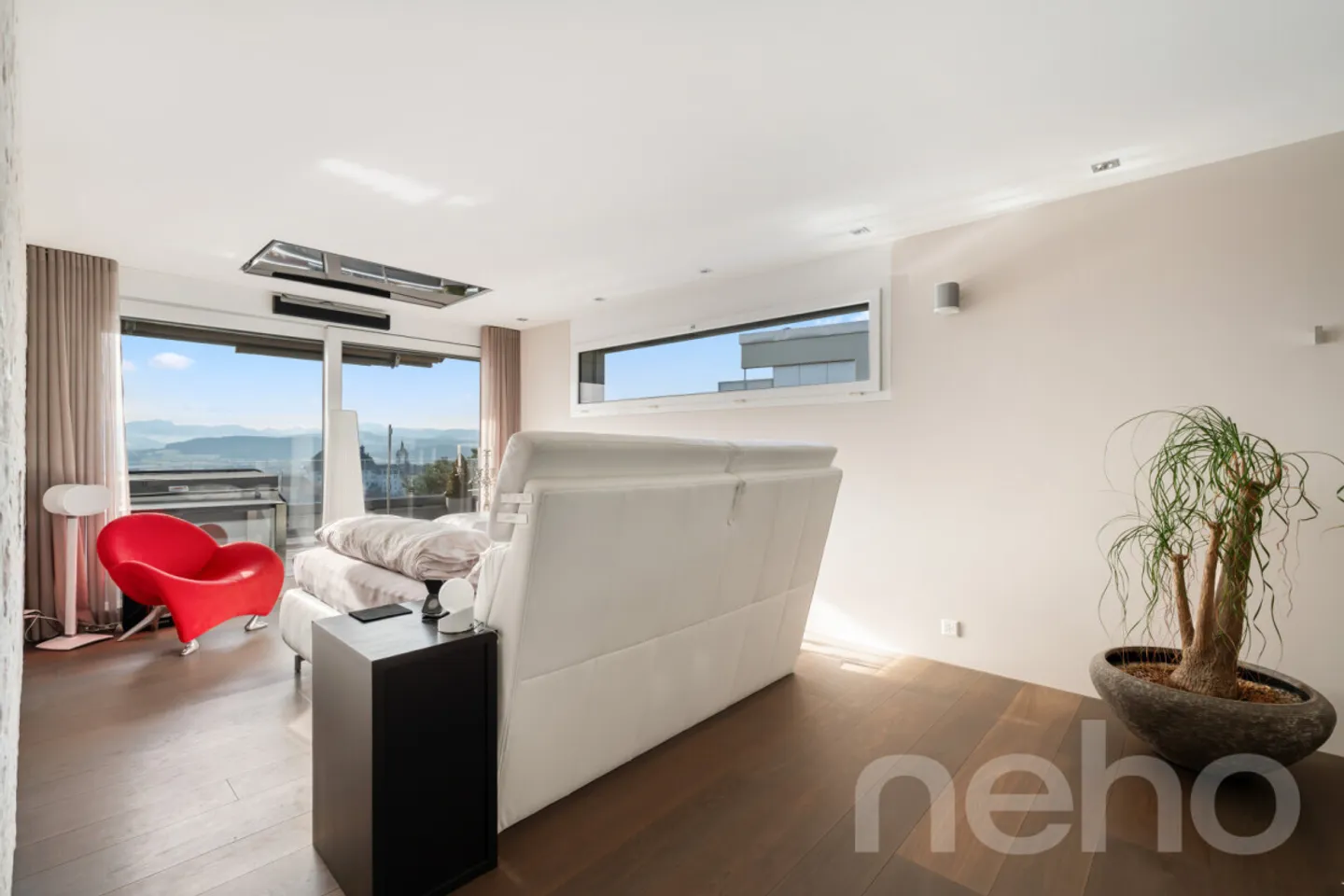 Exclusive Penthouse with Terrace - Photo 8 of 12