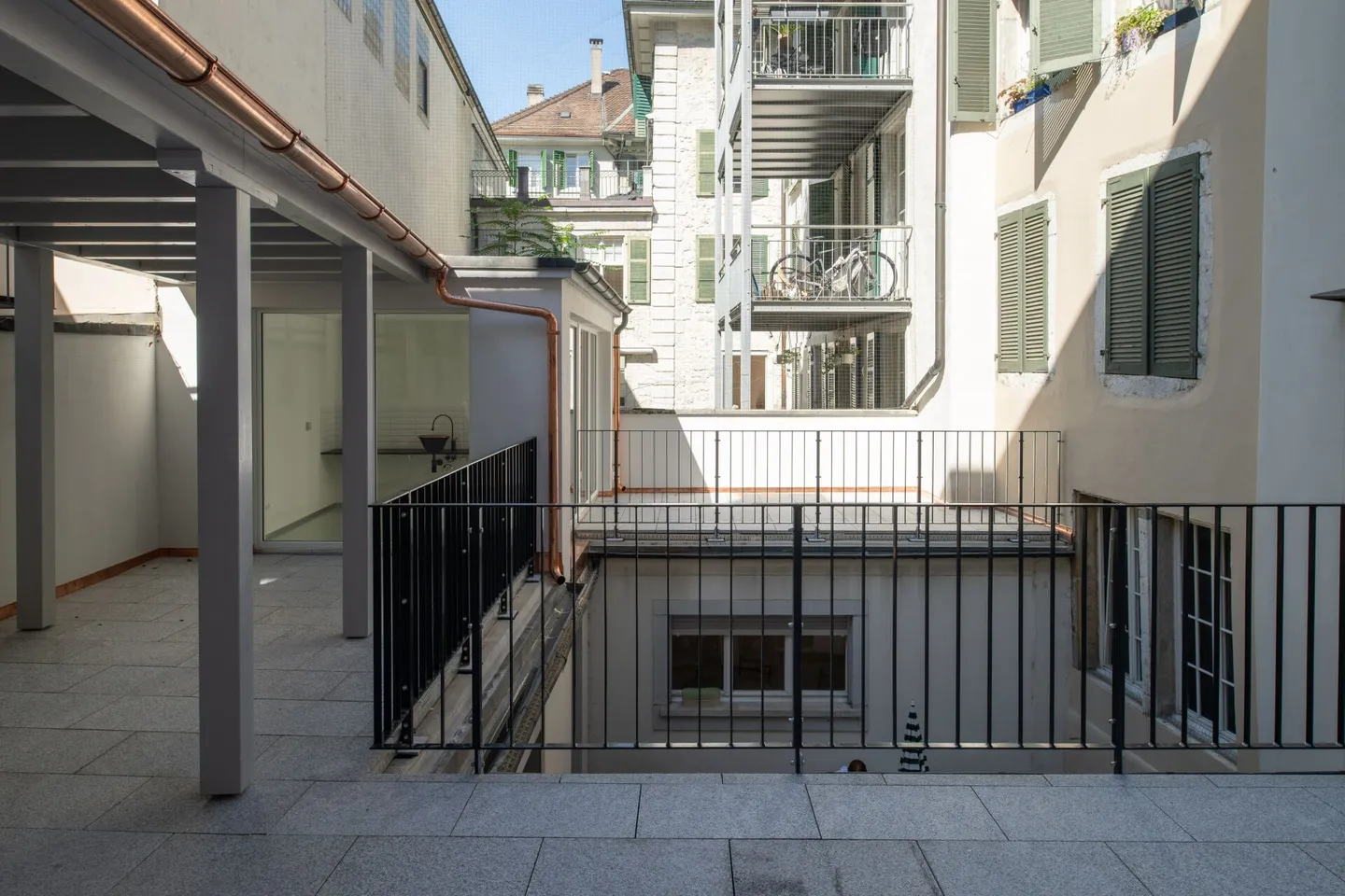 Appartement 4.5 pièces entièrement rénové dans la vieille ville de Soleure - Photo 15 sur 20
