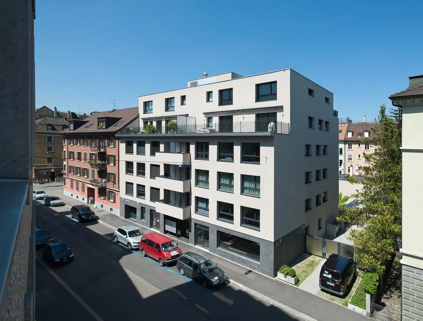 Appartamento attraente di 2,5 stanze con un layout generoso - a pochi passi dalla stazione centrale di Zurigo - Foto 1 di 13