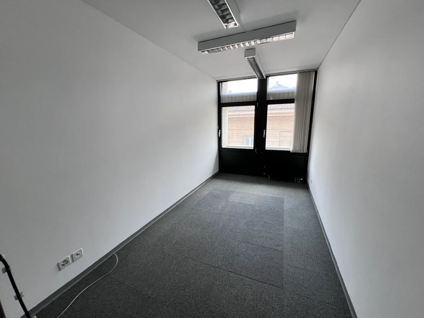 Zentrales Büro in Chiasso - Foto 4 von 7