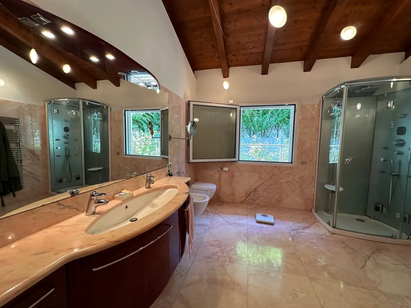 Bella villa familiare con piscina e altro a Breganzona - Foto 11 di 13