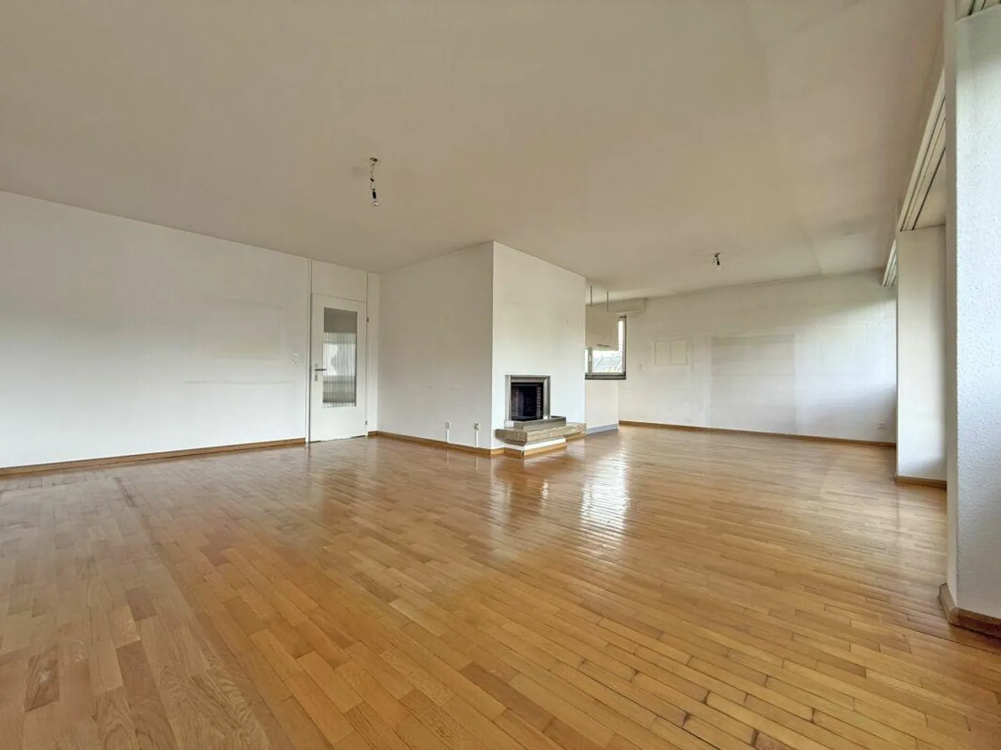 Appartement 3.5 pièces dans un emplacement attrayant - Photo 3 sur 16