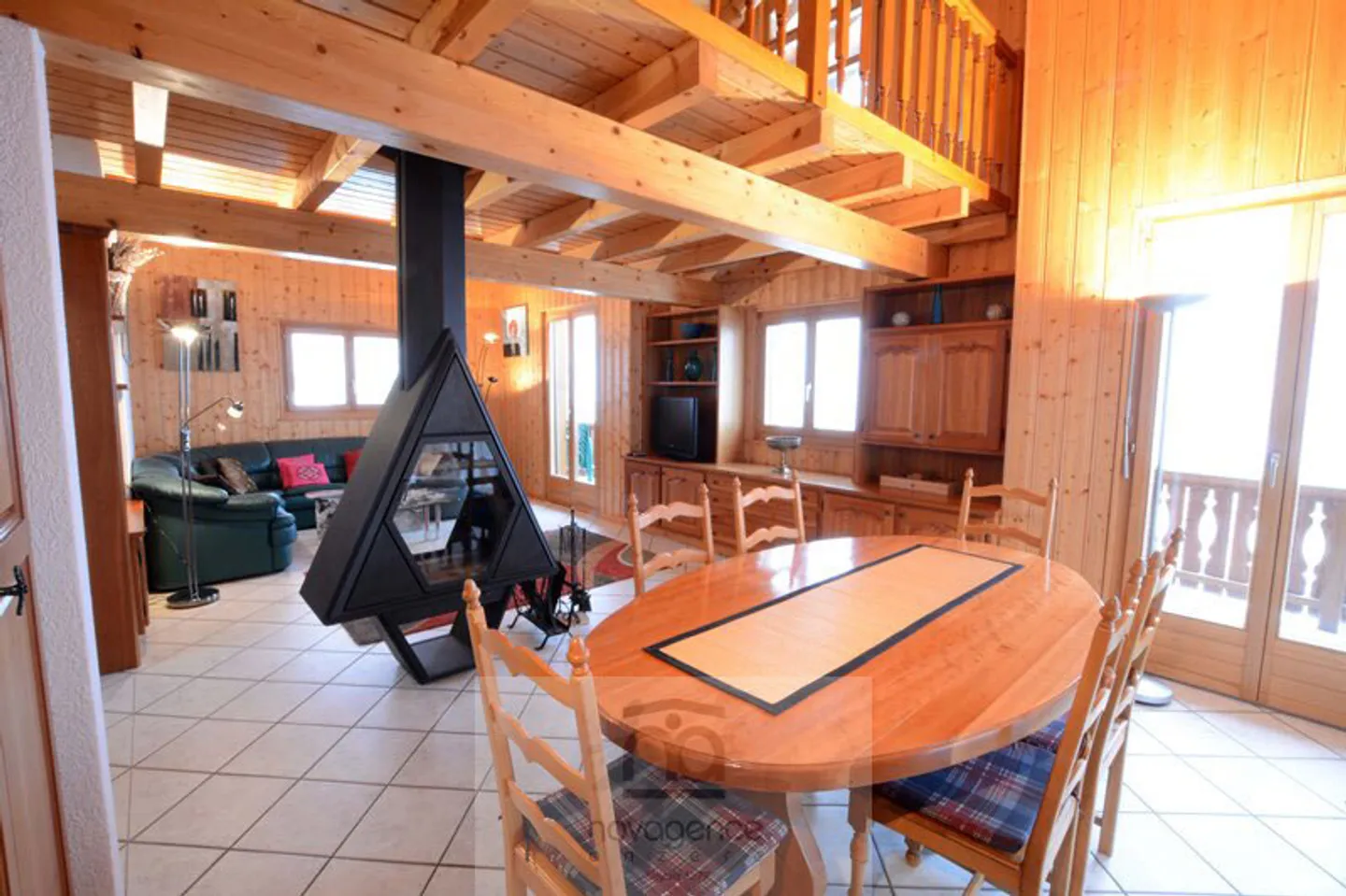 Chalet Incantevole con Vista Alpina - Foto 4 di 13