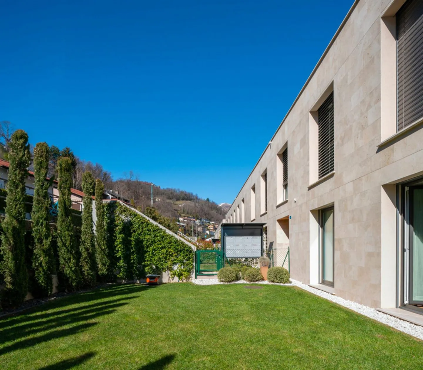 WOHNUNG MIT ANGENEHME SEEBLICK - Foto 3 von 13