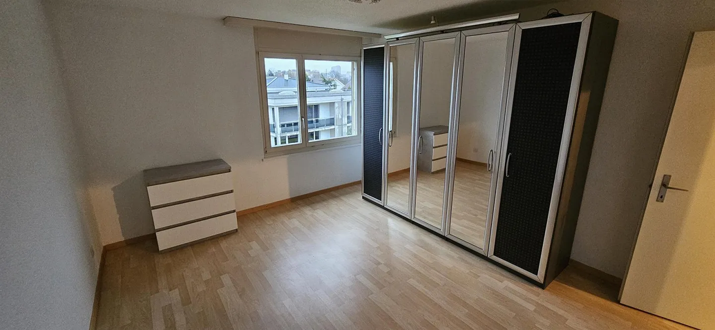 Appartement 3,5 pièces 100m2 dans le quartier prisé d'Altwiesen Würenlos - Photo 5 sur 5