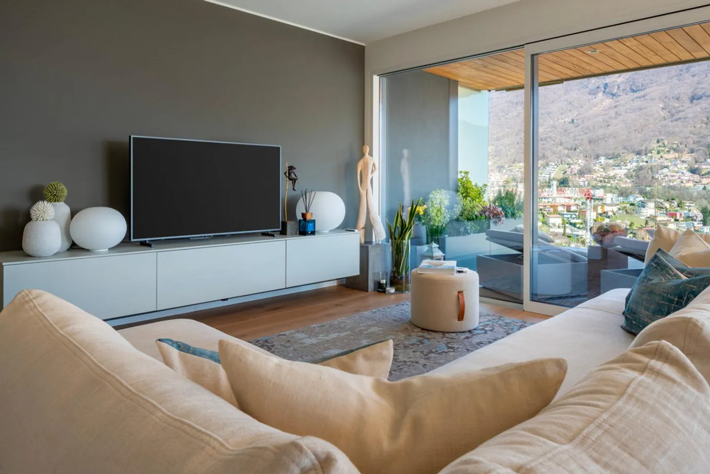 WOHNUNG MIT ANGENEHME SEEBLICK - Foto 7 von 13