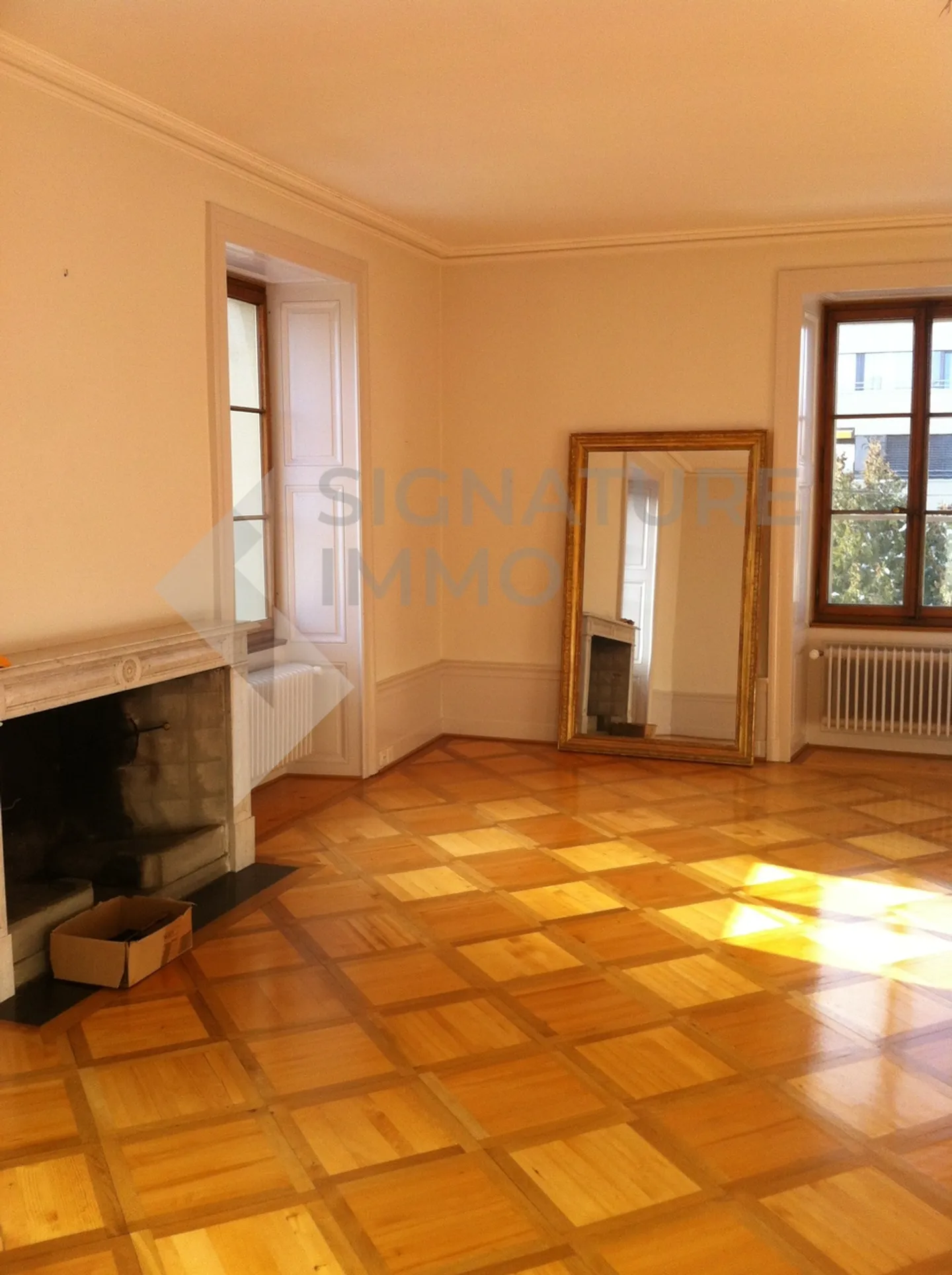 Charming surface for rent - Photo 2 of 8