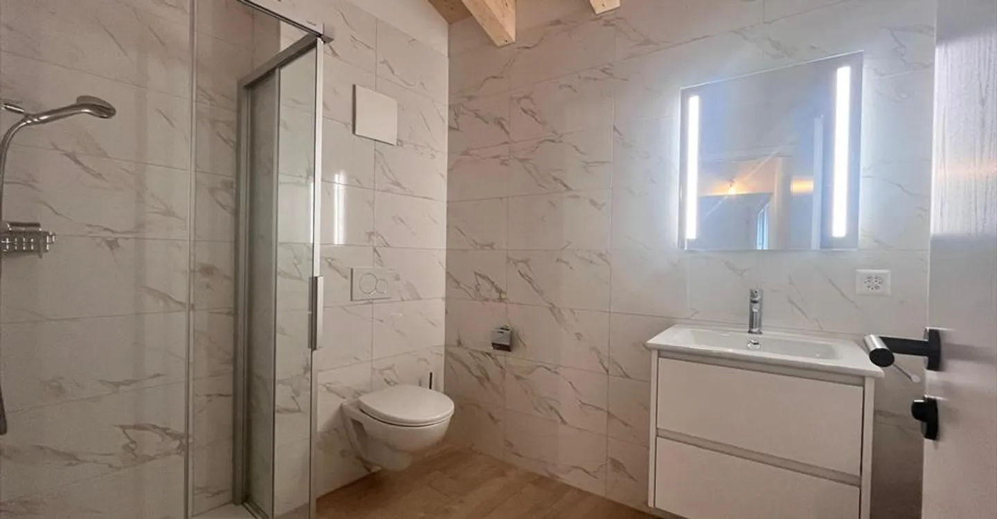 Immeuble mixte à louer - Photo 5 sur 7