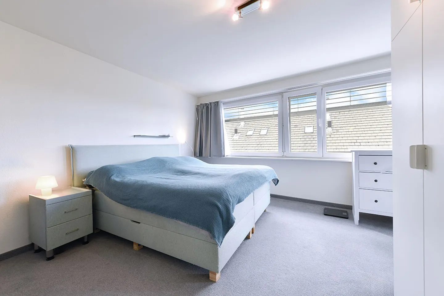 4.5-Zimmer Doppel-Einfamilienhaushälfte mit 2.5-Zimmer Einliegerwohnung - Foto 7 von 10