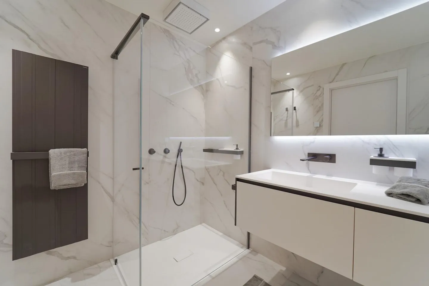 Appartement de deux pièces meublé de haut standing - Photo 5 sur 9