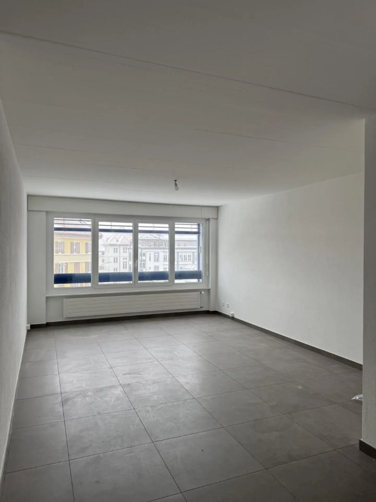 Charmant appartement 3 pièces - Photo 2 sur 8