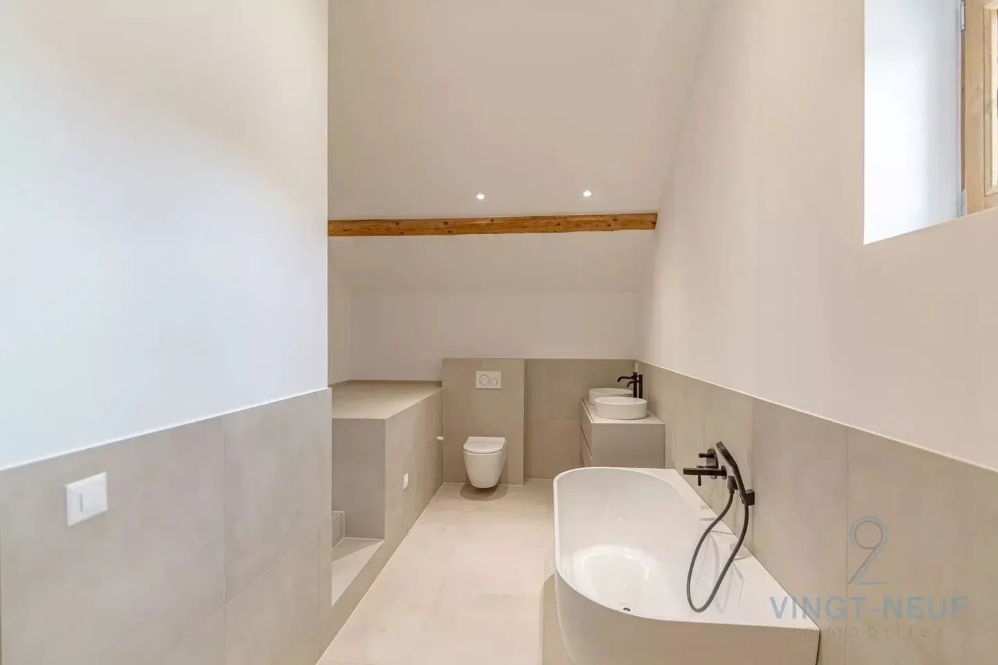 Superbe maison de village entièrement rénovée - Photo 7 sur 12