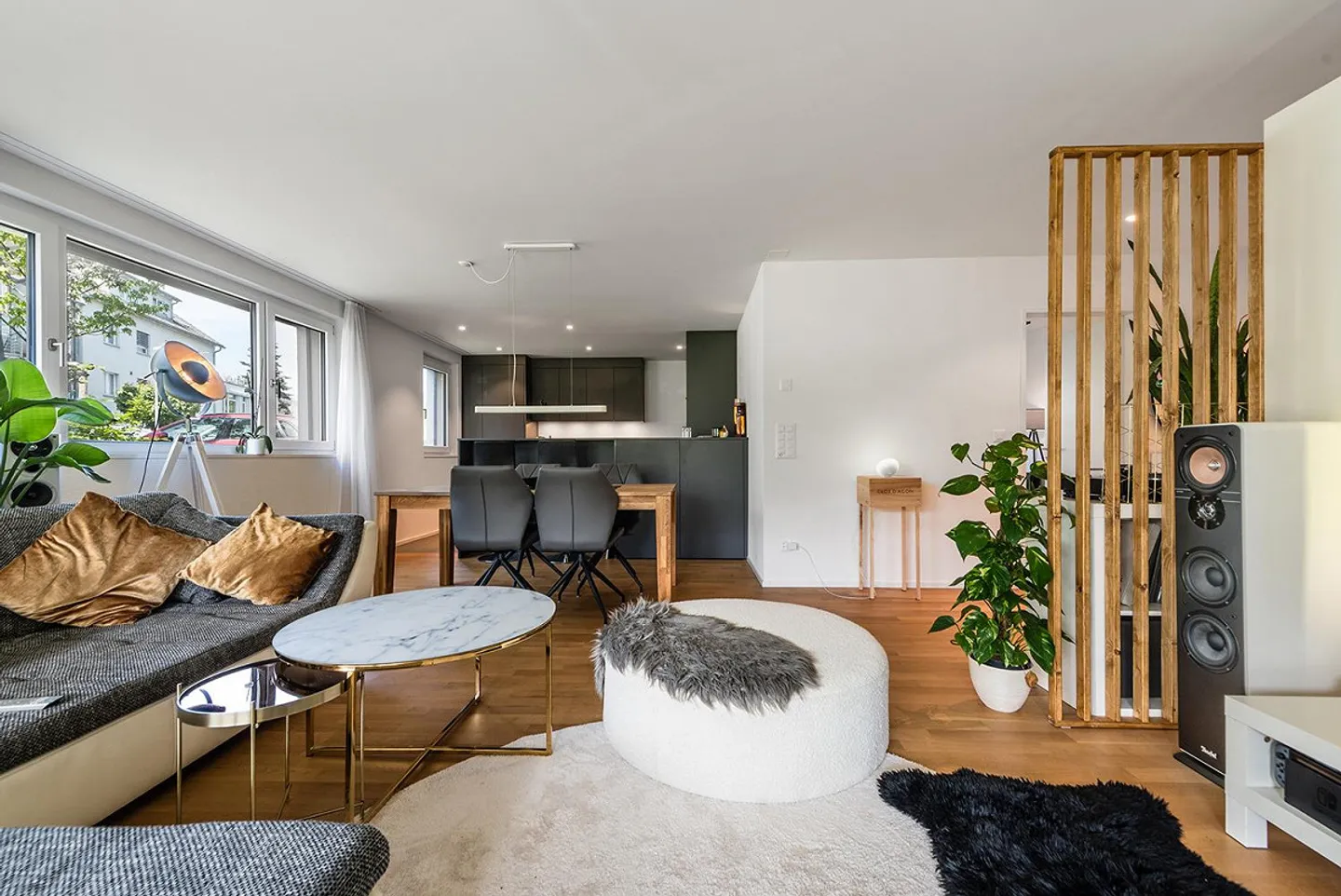 Moderne 3.5-Zimmerwohnung mit Komfort und Stil - Foto 3 von 11