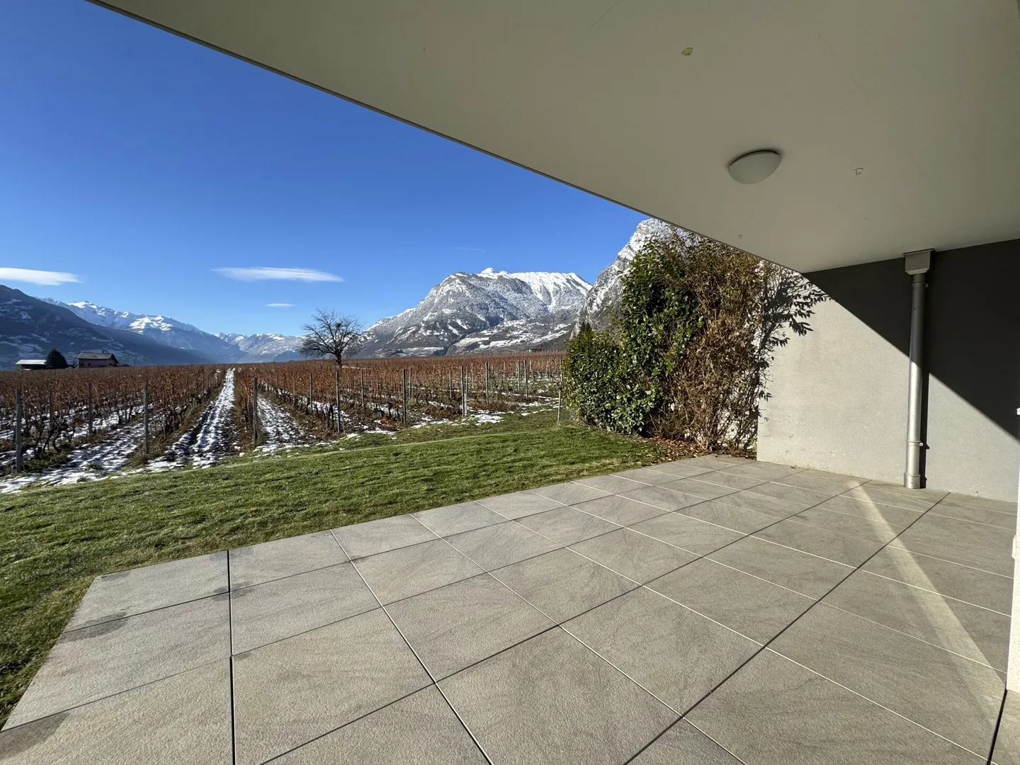 Schöne 2,5-Zimmer-Wohnung mit Terrasse zu vermieten - Foto 8 von 8