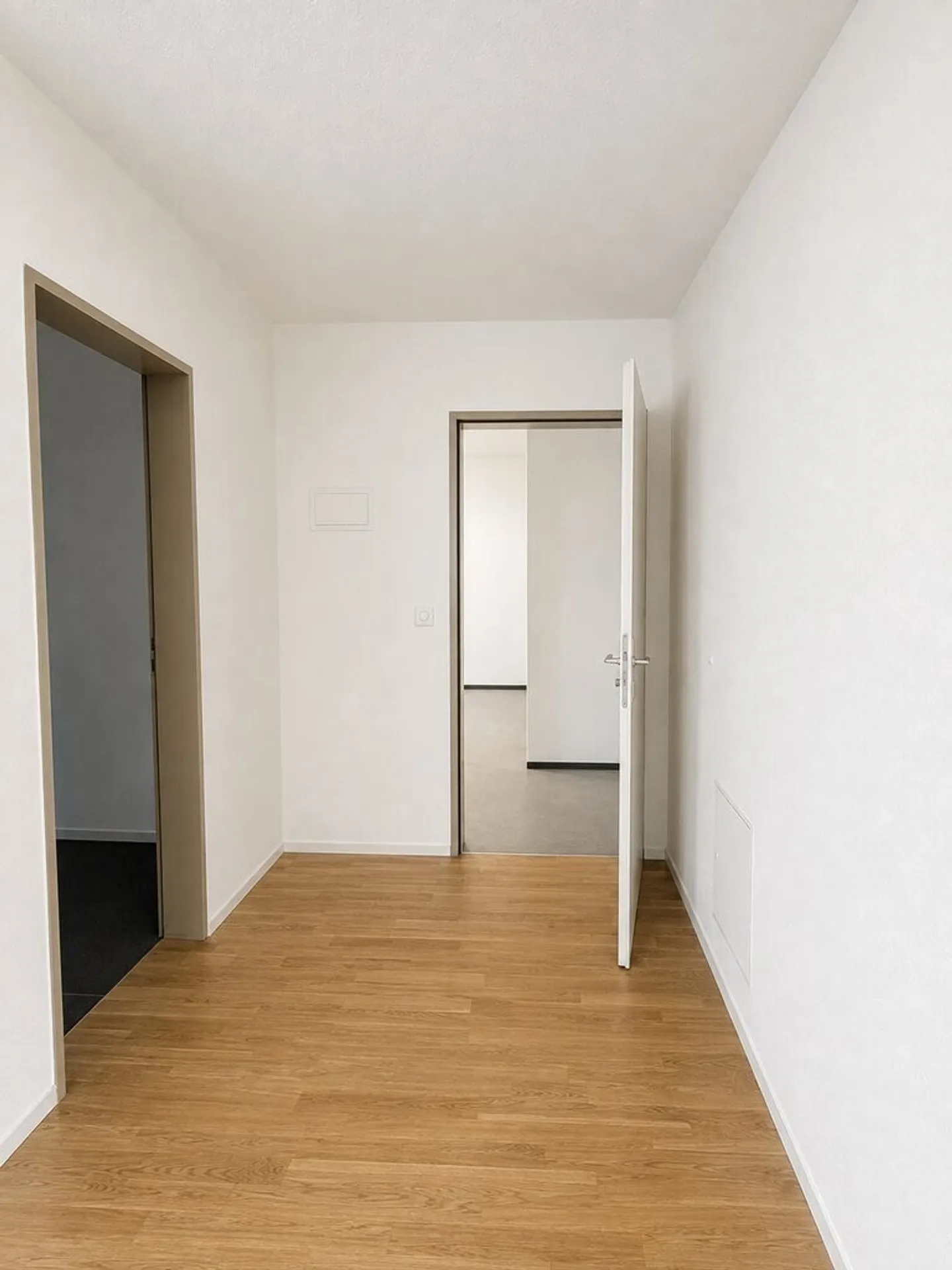 Votre nouveau bien commercial ! Idéal pour bureau, cabinet et plus - Photo 2 sur 4