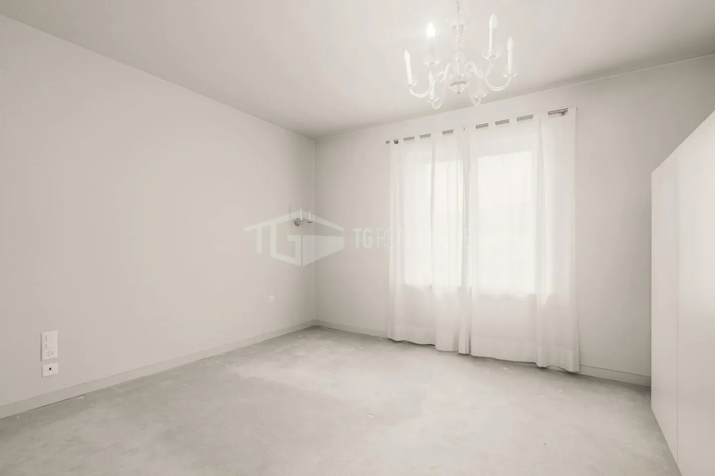 Attico elegante con 3,5 stanze nel centro di Lugano - Foto 2 di 11