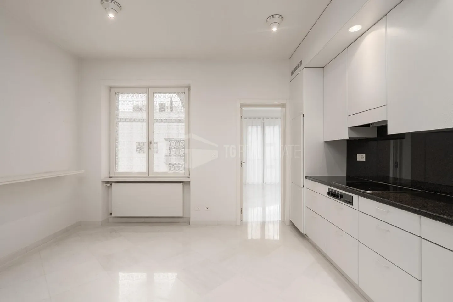 Attico elegante con 3,5 stanze nel centro di Lugano - Foto 7 di 11