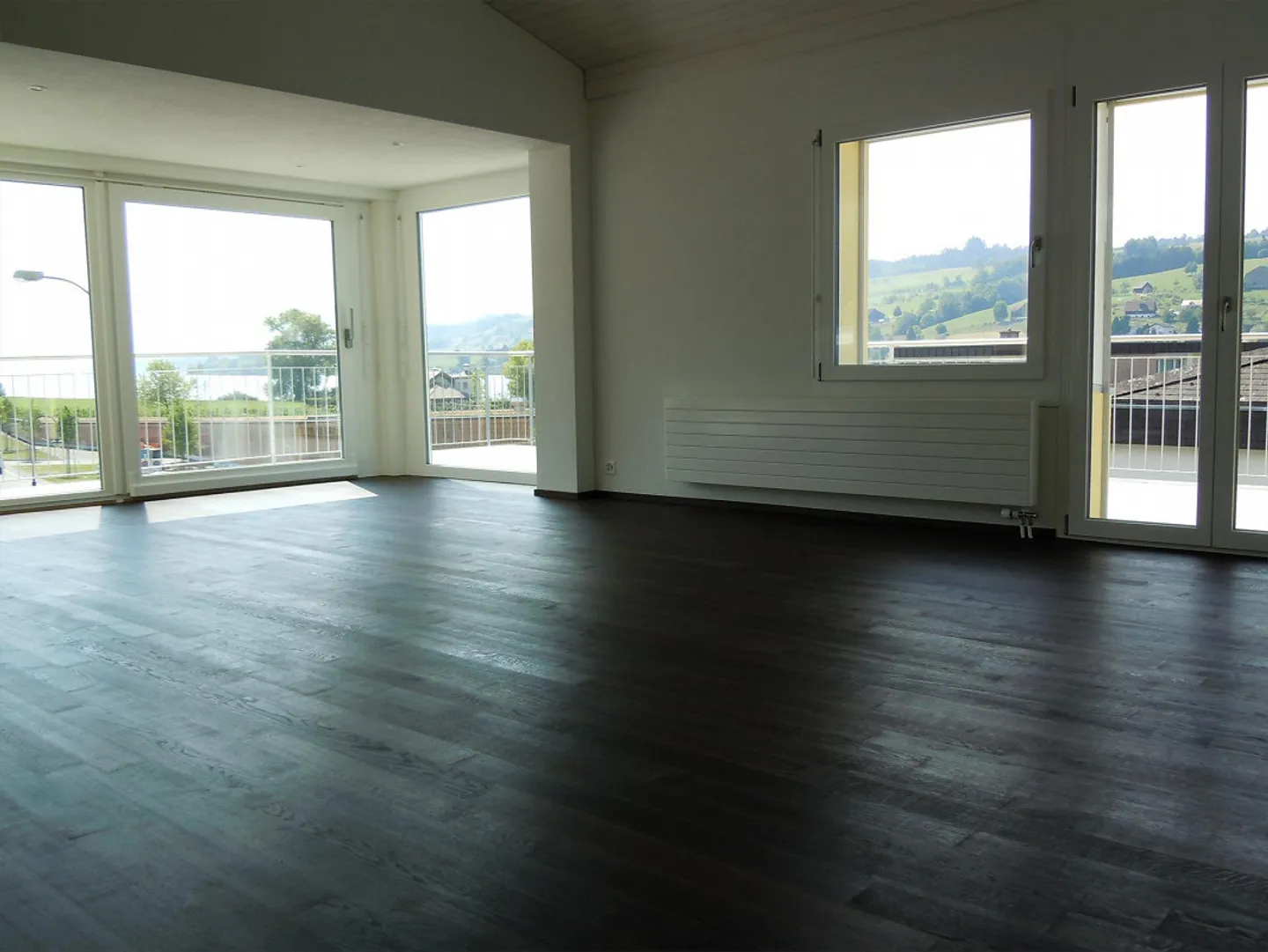 Apartment in Dream Location - Photo 2 of 8