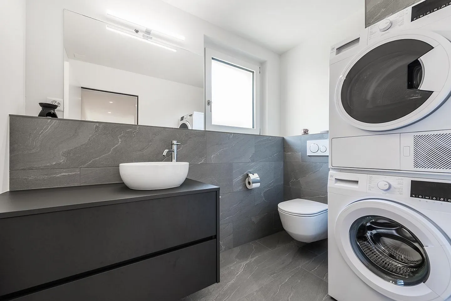 Moderne 3.5-Zimmerwohnung mit Komfort und Stil - Foto 10 von 11