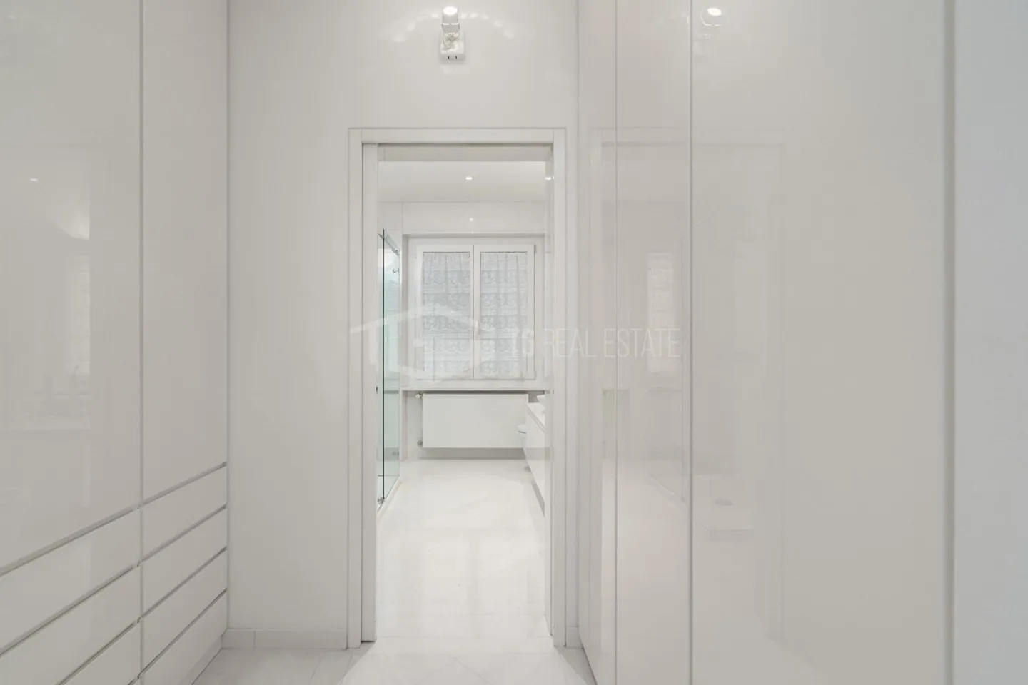 Attico elegante con 3,5 stanze nel centro di Lugano - Foto 9 di 11