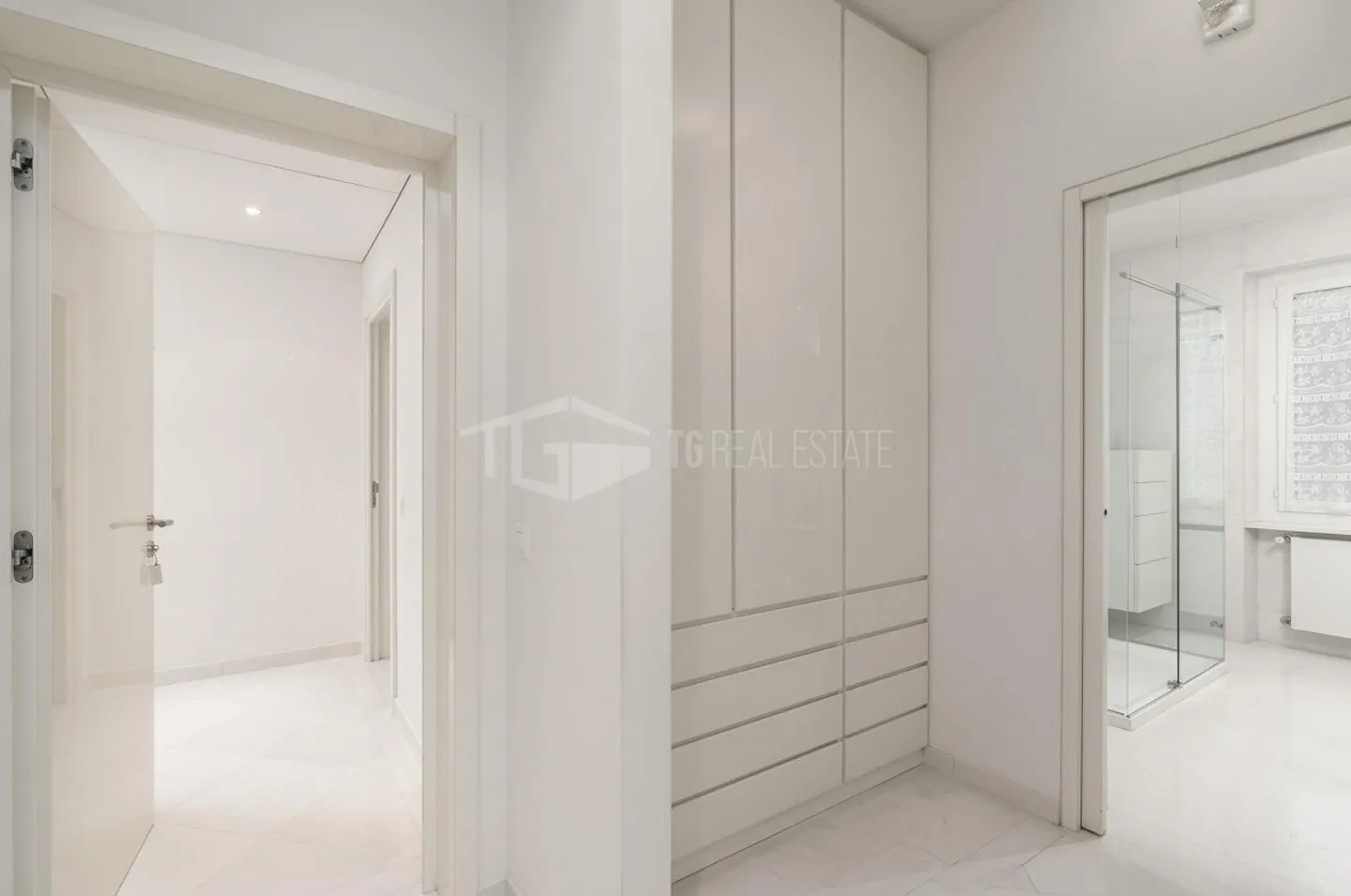 Attico elegante con 3,5 stanze nel centro di Lugano - Foto 10 di 11