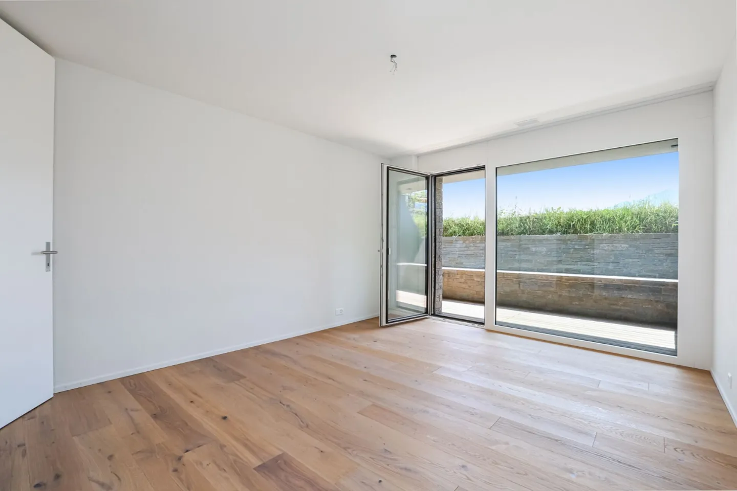 Appartamento nuovo luminoso 3.5 locali - Prima occupazione elegante con vista lago - Foto 5 di 12